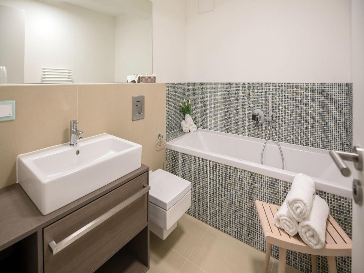 Duenenresidenz Prora - Ferienwohnung Mit Meerblick, 2 Schlafzimmern Und Balkon Np-403 Binz Εξωτερικό φωτογραφία